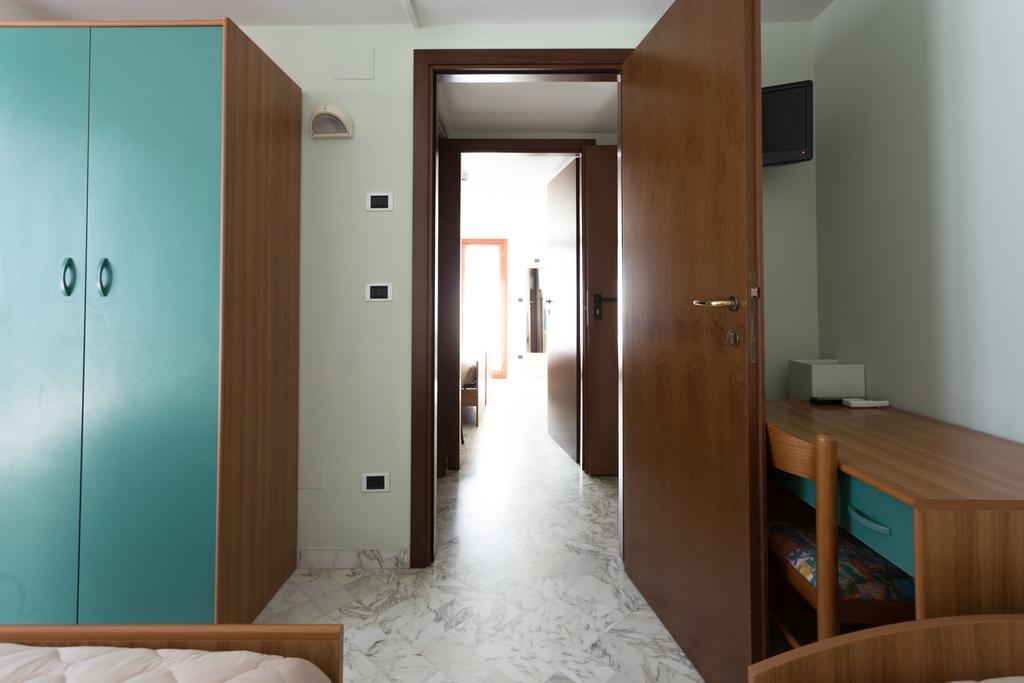 Hotel Roma Pineto Exterior foto